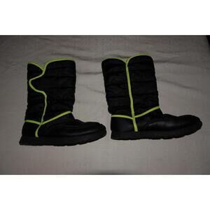 PREOWNED RUGGED OUTBACK CHILDRENS WINTER BOOTS BLACK WEATHER RATED 14 DEGREES F